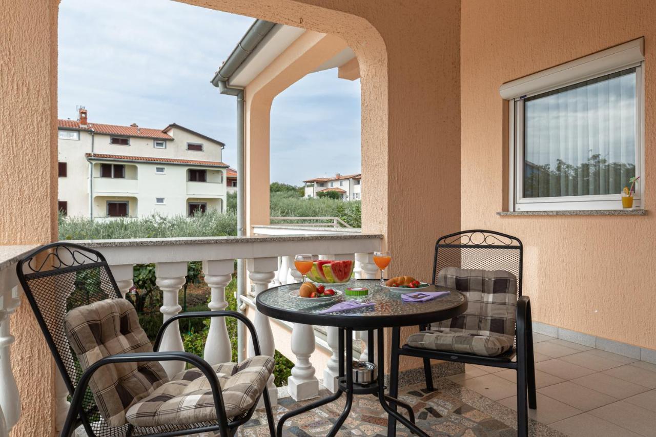 Ferienwohnung Haus Delphin Poreč Exterior foto
