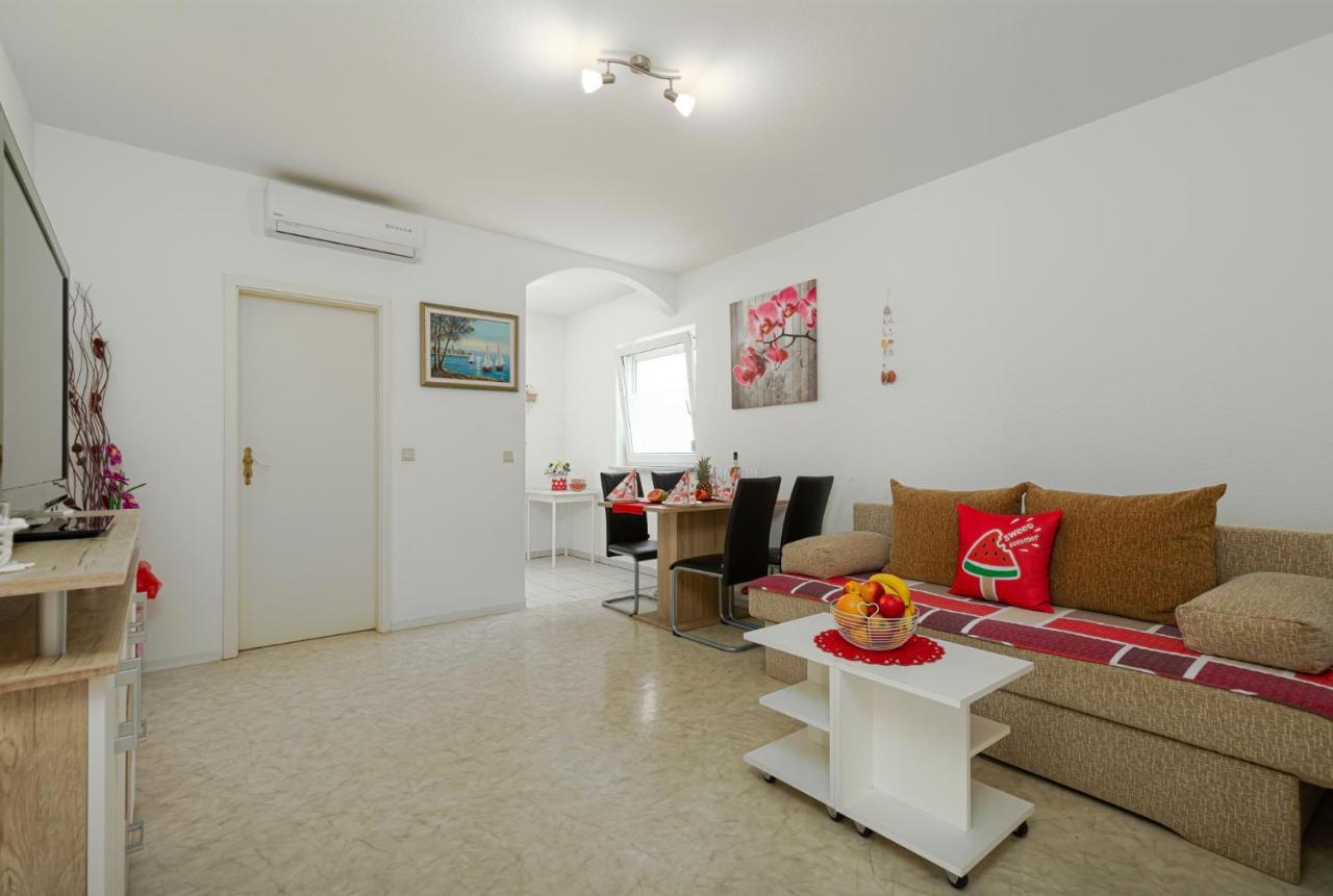 Ferienwohnung Haus Delphin Poreč Exterior foto